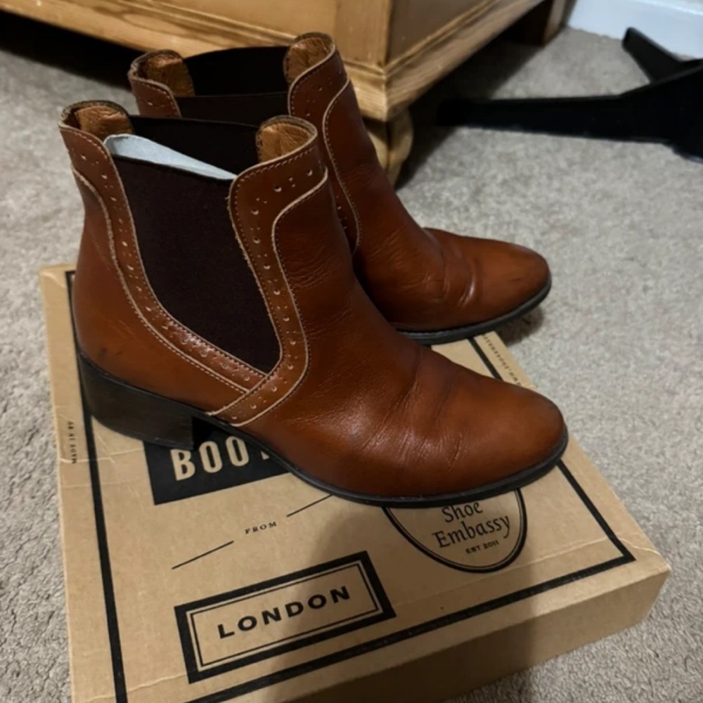 Boots London Tan Leather Ankle Booties
